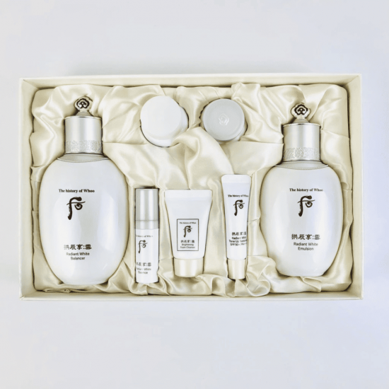 Whoo Gongjinhyang Seol Radiant White - Toner 150ml + Emulsion 110ml + Mini Gifts