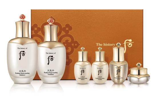 Whoo Cheongidan Hwahyun - Toner 150ml + Emulsion 110ml + Mini Gifts