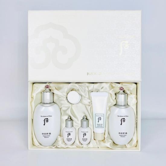 Whoo Gongjinhyang Seol Radiant White - Toner 180ml + Elmusion 150ml + Mini Gifts